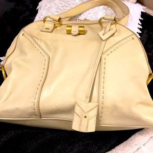 Iconic Yves Saint Laurent ivory calf skin Muse bag